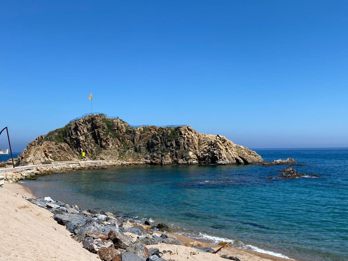 El Rancho At The Beach Blanes Ngoại thất bức ảnh